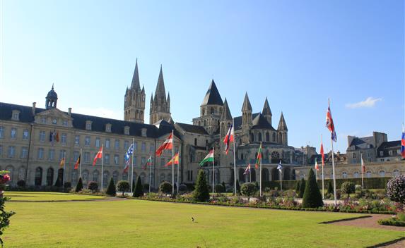 men abbey caen